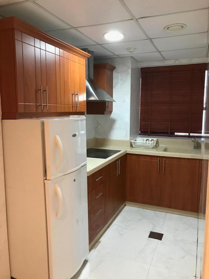 Al Majarah Residence ชาร์จาห์ ภายนอก รูปภาพ