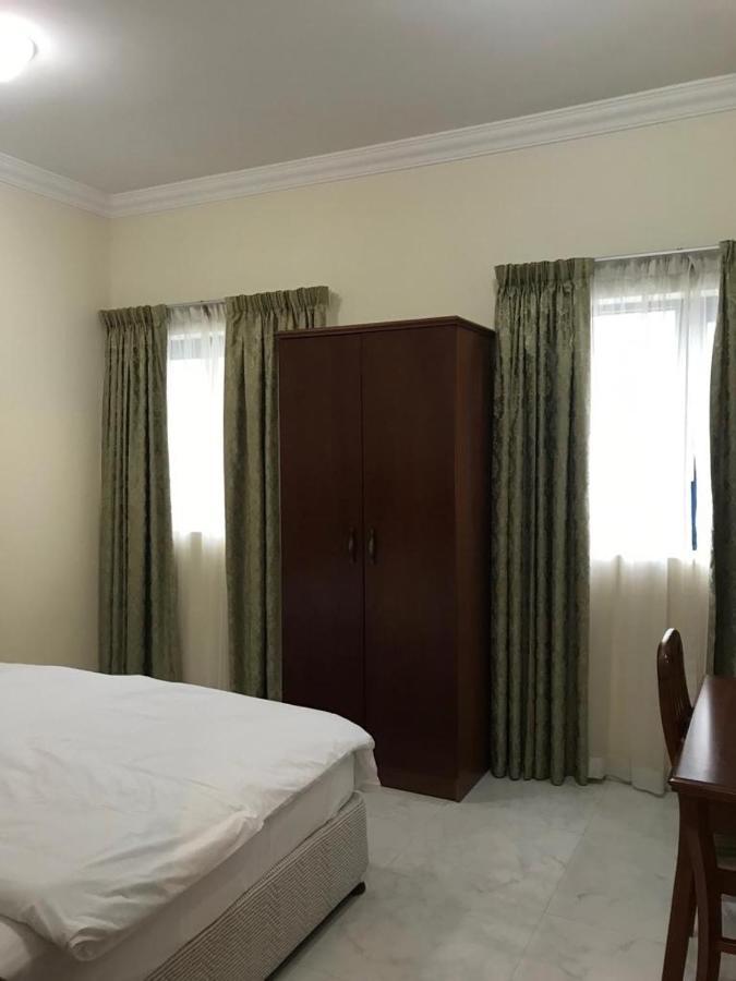 Al Majarah Residence ชาร์จาห์ ภายนอก รูปภาพ